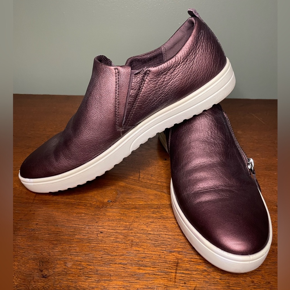 Ecco Women's Metallic Slip-On Loafers
